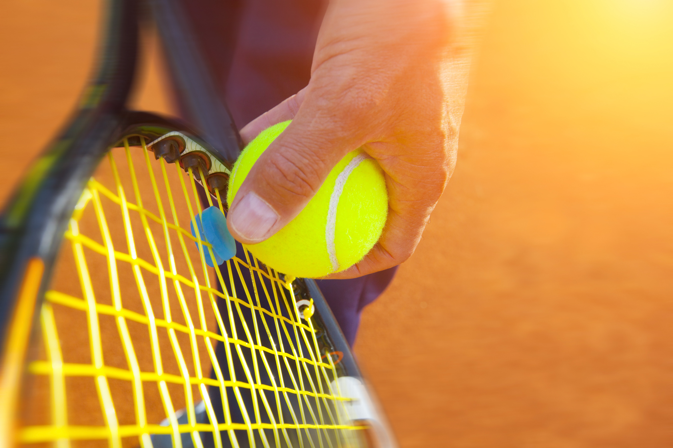 tennis-ball-on-a-tennis-court